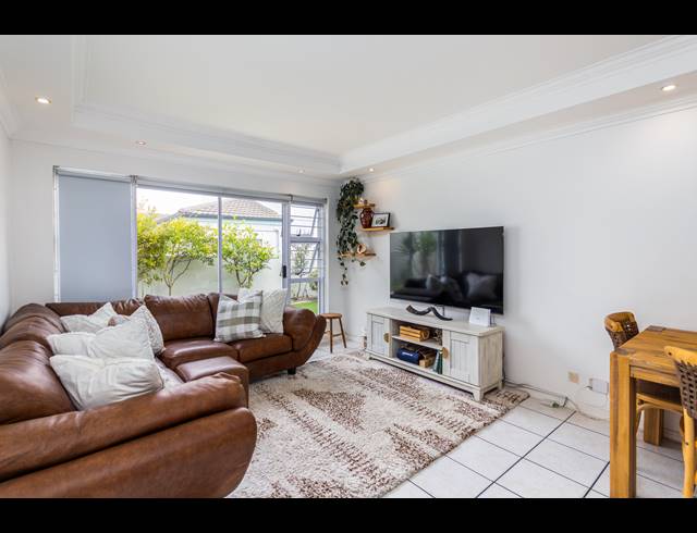 3 BEDROOM HOUSE TO LET IN BIG BAY